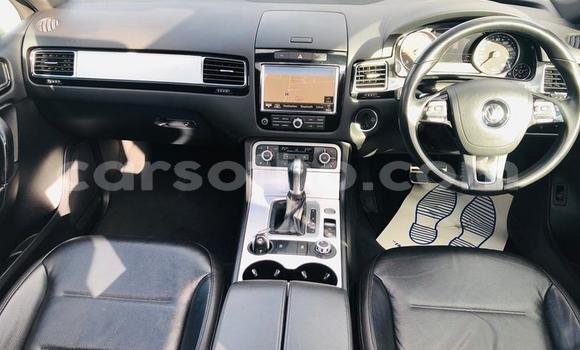 Sayi Na hannu Volkswagen Touareg White Mota in Mohale's Hoek a Mohale's Hoek Sayi Na hannu Volkswagen Touareg White Mota in Mohale's Hoek a Mohale's Hoek