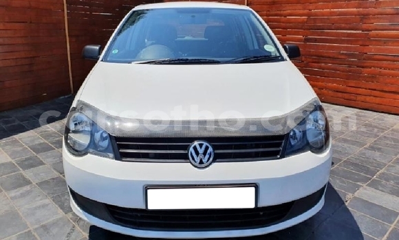 Buy Used Volkswagen Polo White Car in Hlotse in Leribe Buy Used Volkswagen Polo White Car in Hlotse in Leribe