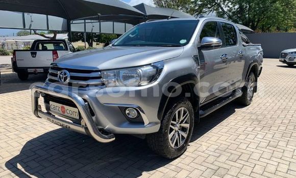 Buy Used Toyota Hilux Silver Car in Maseru in Maseru Buy Used Toyota Hilux Silver Car in Maseru in Maseru