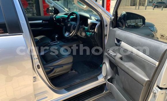 Buy Used Toyota Hilux Silver Car in Maseru in Maseru Buy Used Toyota Hilux Silver Car in Maseru in Maseru