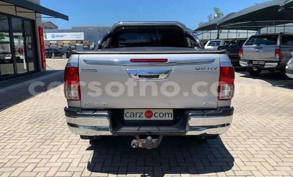 Buy Used Toyota Hilux Silver Car in Maseru in Maseru Buy Used Toyota Hilux Silver Car in Maseru in Maseru
