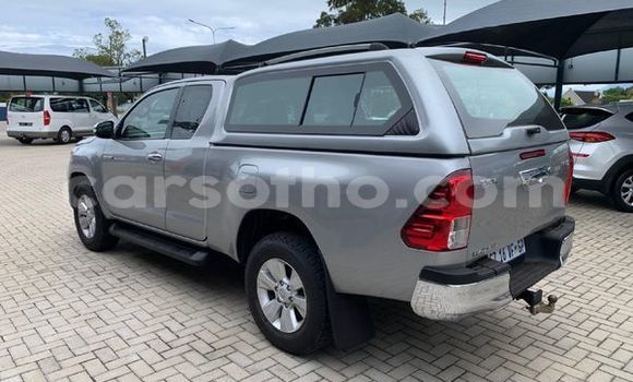 Buy Used Toyota Hilux Silver Car in Maseru in Maseru Buy Used Toyota Hilux Silver Car in Maseru in Maseru