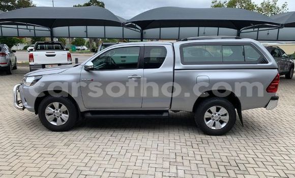 Buy Used Toyota Hilux Silver Car in Maseru in Maseru Buy Used Toyota Hilux Silver Car in Maseru in Maseru