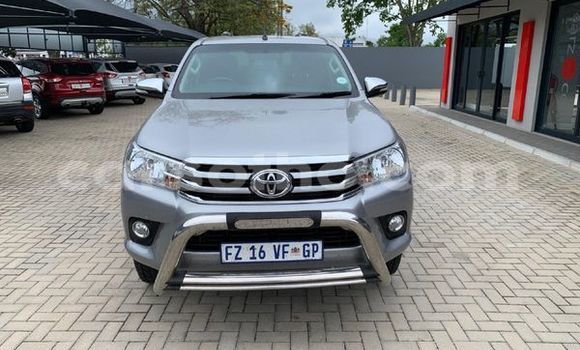 Buy Used Toyota Hilux Silver Car in Maseru in Maseru Buy Used Toyota Hilux Silver Car in Maseru in Maseru