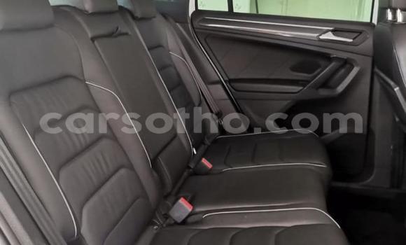 Sayi Na hannu Volkswagen Tiguan White Mota in Maseru a Maseru Sayi Na hannu Volkswagen Tiguan White Mota in Maseru a Maseru