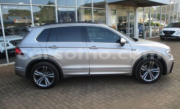 اشتري مستعمل Volkswagen Tiguan Silver سيارة في Maseru في Maseru اشتري مستعمل Volkswagen Tiguan Silver سيارة في Maseru في Maseru