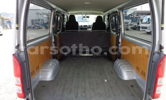 اشتري مستعمل Toyota Hiace Silver سيارة في Maseru في Maseru اشتري مستعمل Toyota Hiace Silver سيارة في Maseru في Maseru