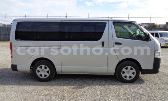 اشتري مستعمل Toyota Hiace Silver سيارة في Maseru في Maseru اشتري مستعمل Toyota Hiace Silver سيارة في Maseru في Maseru