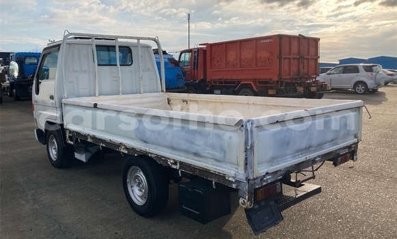 Acheter Occasion Utilitaire Toyota Dyna Blanc à Maseru, Maseru Acheter Occasion Utilitaire Toyota Dyna Blanc à Maseru, Maseru