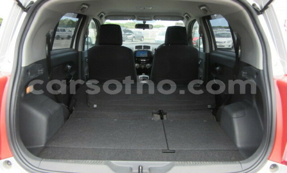 اشتري مستعمل Toyota IST Silver سيارة في Maseru في Maseru اشتري مستعمل Toyota IST Silver سيارة في Maseru في Maseru