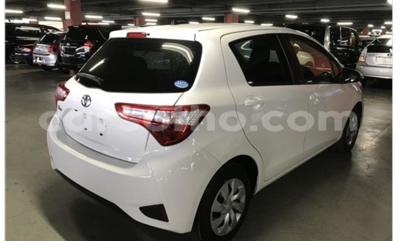 اشتري Imported Toyota Vitz White سيارة في Butha–Buthe في Thaba-Tseka اشتري Imported Toyota Vitz White سيارة في Butha–Buthe في Thaba-Tseka