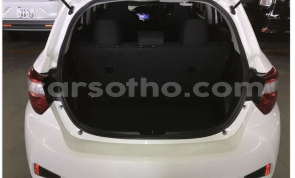 اشتري Imported Toyota Vitz White سيارة في Butha–Buthe في Thaba-Tseka اشتري Imported Toyota Vitz White سيارة في Butha–Buthe في Thaba-Tseka
