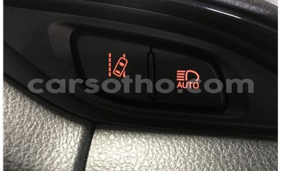 اشتري Imported Toyota Vitz White سيارة في Butha–Buthe في Thaba-Tseka اشتري Imported Toyota Vitz White سيارة في Butha–Buthe في Thaba-Tseka