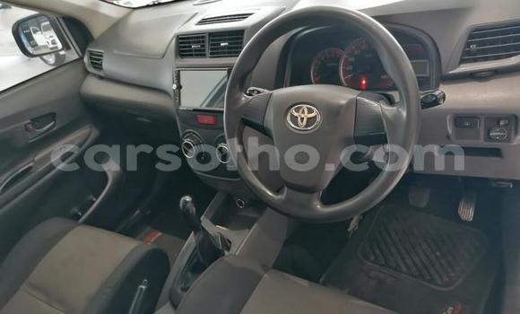 Sayi Na hannu Toyota Avanza White Mota in Thaba–Tseka a Mafeteng Sayi Na hannu Toyota Avanza White Mota in Thaba–Tseka a Mafeteng