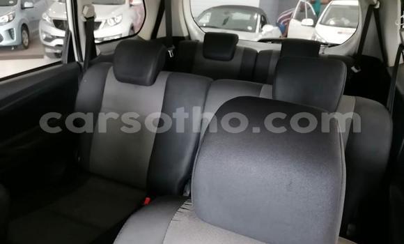 Sayi Na hannu Toyota Avanza White Mota in Thaba–Tseka a Mafeteng Sayi Na hannu Toyota Avanza White Mota in Thaba–Tseka a Mafeteng