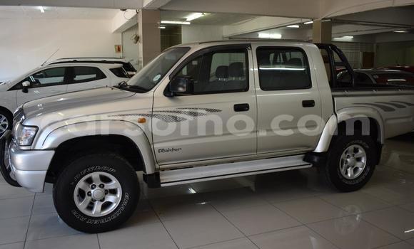 Buy Used Toyota Hilux Silver Car in Maseru in Maseru Buy Used Toyota Hilux Silver Car in Maseru in Maseru