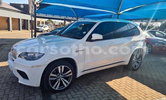 اشتري مستعمل BMW X5 White سيارة في Butha Buthe في Butha-Buthe اشتري مستعمل BMW X5 White سيارة في Butha Buthe في Butha-Buthe