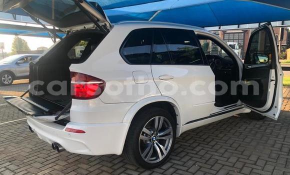 اشتري مستعمل BMW X5 White سيارة في Butha Buthe في Butha-Buthe اشتري مستعمل BMW X5 White سيارة في Butha Buthe في Butha-Buthe