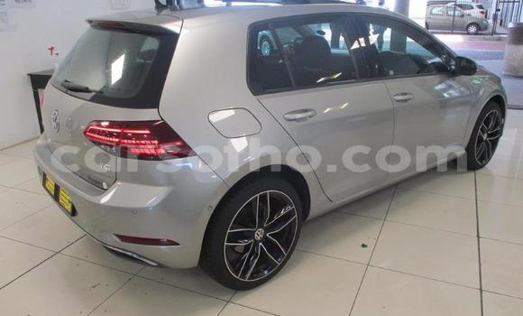 اشتري مستعمل Volkswagen Golf Beige سيارة في Hlotse في Leribe اشتري مستعمل Volkswagen Golf Beige سيارة في Hlotse في Leribe