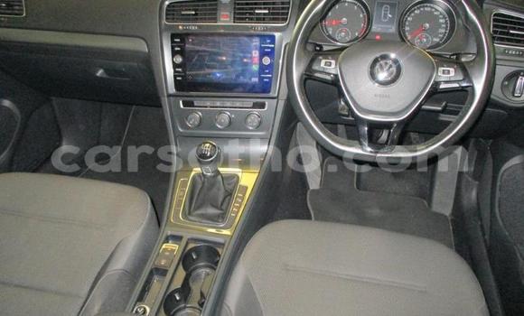 اشتري مستعمل Volkswagen Golf Beige سيارة في Hlotse في Leribe اشتري مستعمل Volkswagen Golf Beige سيارة في Hlotse في Leribe