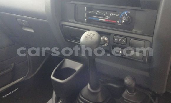 Buy Used Toyota Land Cruiser White Car in Maseru in Maseru Buy Used Toyota Land Cruiser White Car in Maseru in Maseru