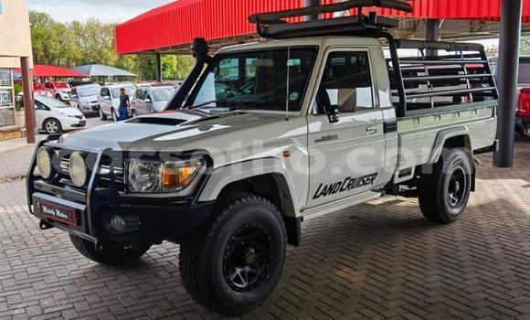 اشتري مستعمل Toyota Land Cruiser White سيارة في Maseru في Maseru اشتري مستعمل Toyota Land Cruiser White سيارة في Maseru في Maseru