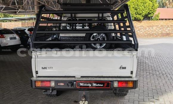 اشتري مستعمل Toyota Land Cruiser White سيارة في Maseru في Maseru اشتري مستعمل Toyota Land Cruiser White سيارة في Maseru في Maseru