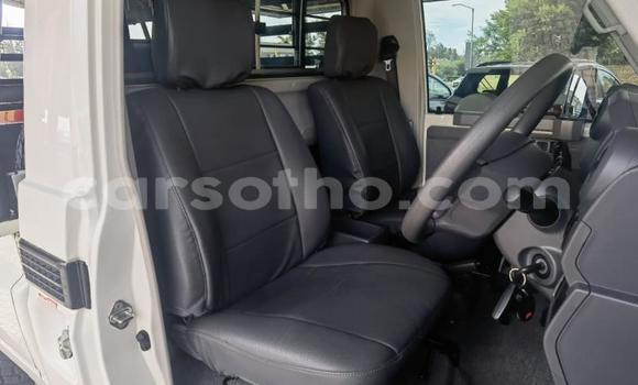 اشتري مستعمل Toyota Land Cruiser White سيارة في Maseru في Maseru اشتري مستعمل Toyota Land Cruiser White سيارة في Maseru في Maseru