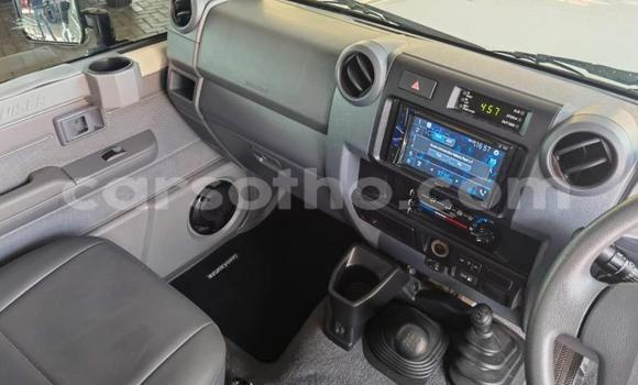 اشتري مستعمل Toyota Land Cruiser White سيارة في Maseru في Maseru اشتري مستعمل Toyota Land Cruiser White سيارة في Maseru في Maseru