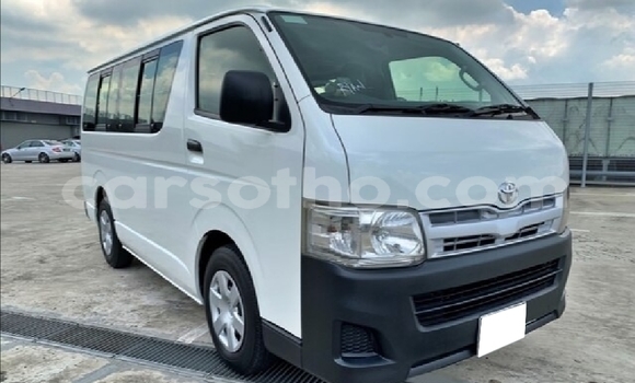 Sayi Na hannu Toyota Hiace White Mota in Maputsoa a Leribe Sayi Na hannu Toyota Hiace White Mota in Maputsoa a Leribe