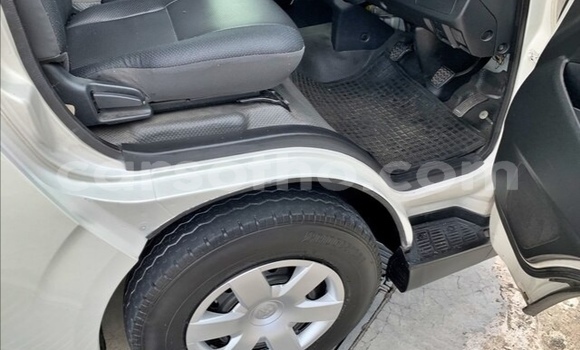 Sayi Na hannu Toyota Hiace White Mota in Maputsoa a Leribe Sayi Na hannu Toyota Hiace White Mota in Maputsoa a Leribe