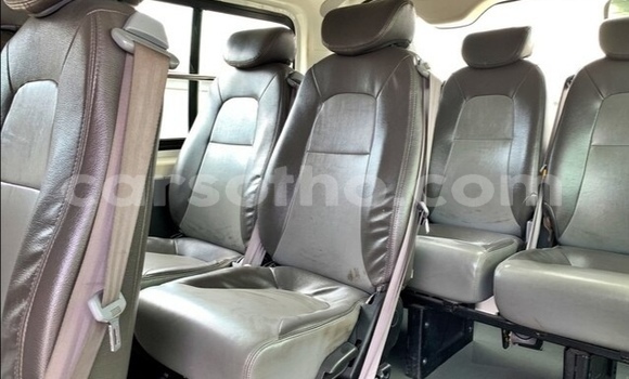 Sayi Na hannu Toyota Hiace White Mota in Maputsoa a Leribe Sayi Na hannu Toyota Hiace White Mota in Maputsoa a Leribe