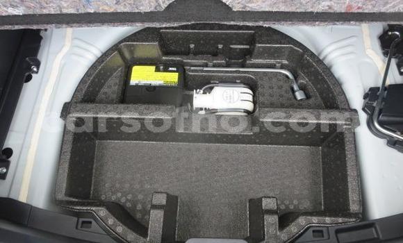 اشتري مستعمل Toyota Vitz White سيارة في Butha–Buthe في Thaba-Tseka اشتري مستعمل Toyota Vitz White سيارة في Butha–Buthe في Thaba-Tseka