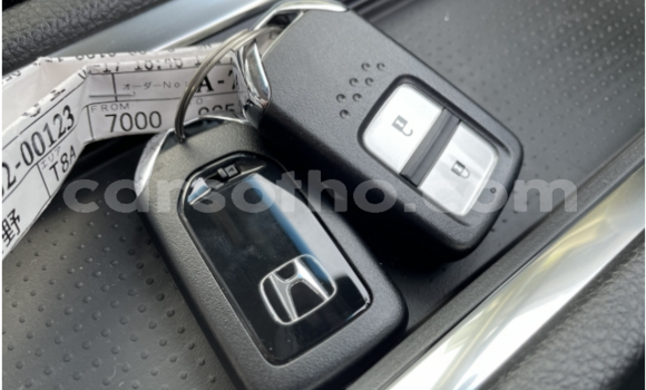 اشتري مستعمل Honda FIT Silver سيارة في Butha–Buthe في Thaba-Tseka اشتري مستعمل Honda FIT Silver سيارة في Butha–Buthe في Thaba-Tseka