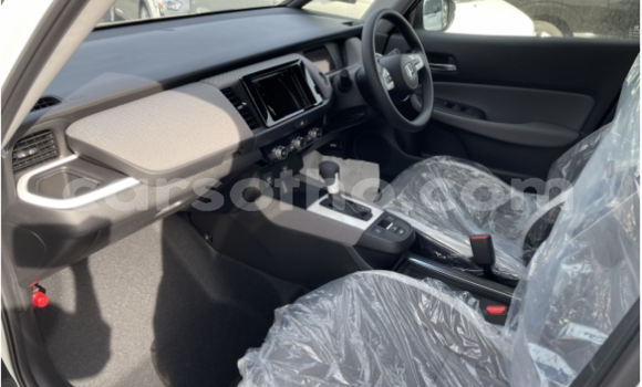 اشتري مستعمل Honda FIT Silver سيارة في Butha–Buthe في Thaba-Tseka اشتري مستعمل Honda FIT Silver سيارة في Butha–Buthe في Thaba-Tseka