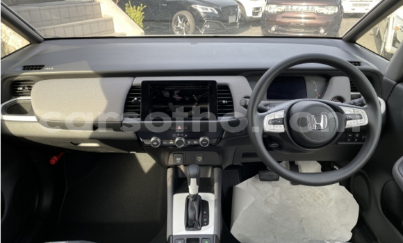 اشتري مستعمل Honda FIT Silver سيارة في Butha–Buthe في Thaba-Tseka اشتري مستعمل Honda FIT Silver سيارة في Butha–Buthe في Thaba-Tseka