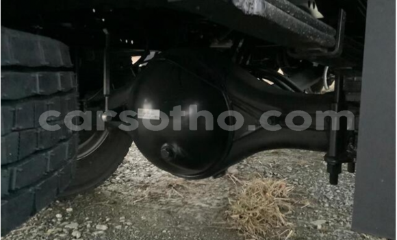 Sayi Na hannu Mitsubishi Van White Babbar mota in Butha–Buthe a Thaba-Tseka Sayi Na hannu Mitsubishi Van White Babbar mota in Butha–Buthe a Thaba-Tseka