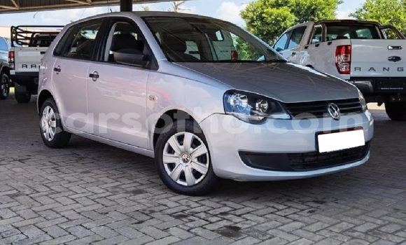 Acheter Occasion Voiture Volkswagen Polo Gris à Peka, Leribe Acheter Occasion Voiture Volkswagen Polo Gris à Peka, Leribe