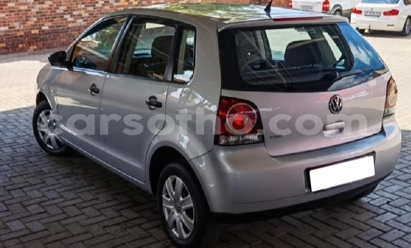 Acheter Occasion Voiture Volkswagen Polo Gris à Peka, Leribe Acheter Occasion Voiture Volkswagen Polo Gris à Peka, Leribe