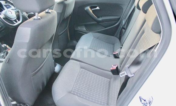 Sayi Na hannu Volkswagen Polo White Mota in Peka a Leribe Sayi Na hannu Volkswagen Polo White Mota in Peka a Leribe