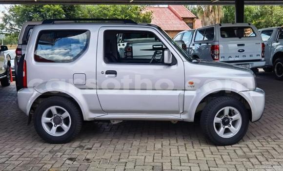 Acheter Occasion Voiture Suzuki Jimny Gris à Thaba–Tseka, Mafeteng Acheter Occasion Voiture Suzuki Jimny Gris à Thaba–Tseka, Mafeteng