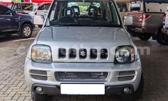 Acheter Occasion Voiture Suzuki Jimny Gris à Thaba–Tseka, Mafeteng Acheter Occasion Voiture Suzuki Jimny Gris à Thaba–Tseka, Mafeteng