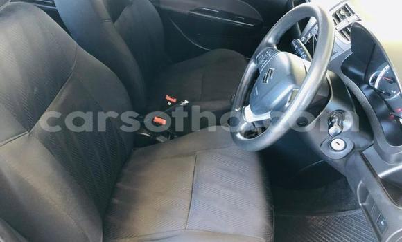 Sayi Na hannu Suzuki Swift Silver Mota in Butha–Buthe a Thaba-Tseka Sayi Na hannu Suzuki Swift Silver Mota in Butha–Buthe a Thaba-Tseka