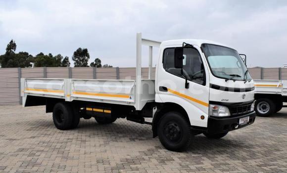 Buy Used Toyota Dyna White Car in Maseru in Maseru Buy Used Toyota Dyna White Car in Maseru in Maseru