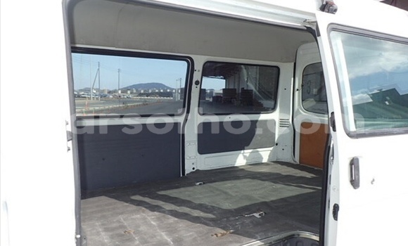 Acheter Occasion Voiture Mazda Bongo Blanc à Maseru, Maseru Acheter Occasion Voiture Mazda Bongo Blanc à Maseru, Maseru