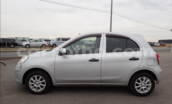 Sayi Na hannu Nissan March Silver Mota in Maseru a Maseru Sayi Na hannu Nissan March Silver Mota in Maseru a Maseru