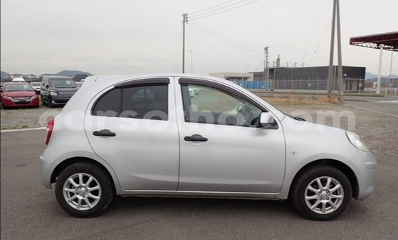 Sayi Na hannu Nissan March Silver Mota in Maseru a Maseru Sayi Na hannu Nissan March Silver Mota in Maseru a Maseru