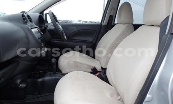 Sayi Na hannu Nissan March Silver Mota in Maseru a Maseru Sayi Na hannu Nissan March Silver Mota in Maseru a Maseru