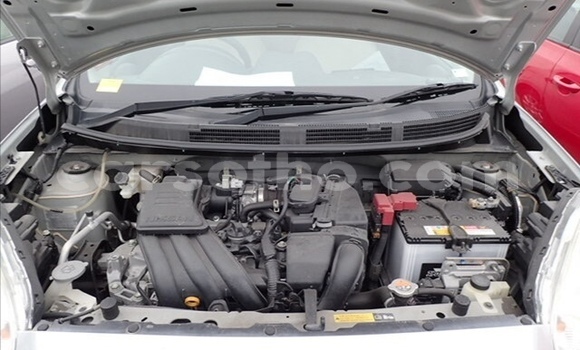 Sayi Na hannu Nissan March Silver Mota in Maseru a Maseru Sayi Na hannu Nissan March Silver Mota in Maseru a Maseru