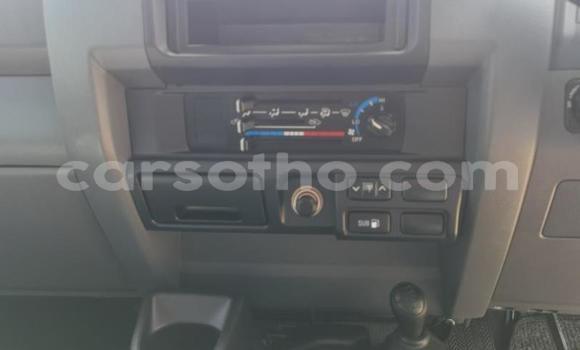 Acheter Occasion Voiture Toyota Land Cruiser Blanc à Maseru, Maseru Acheter Occasion Voiture Toyota Land Cruiser Blanc à Maseru, Maseru